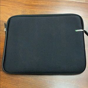 Incase laptop sleeve